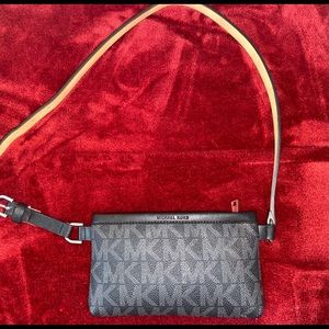 Authentic Michael Kors Fanny pack